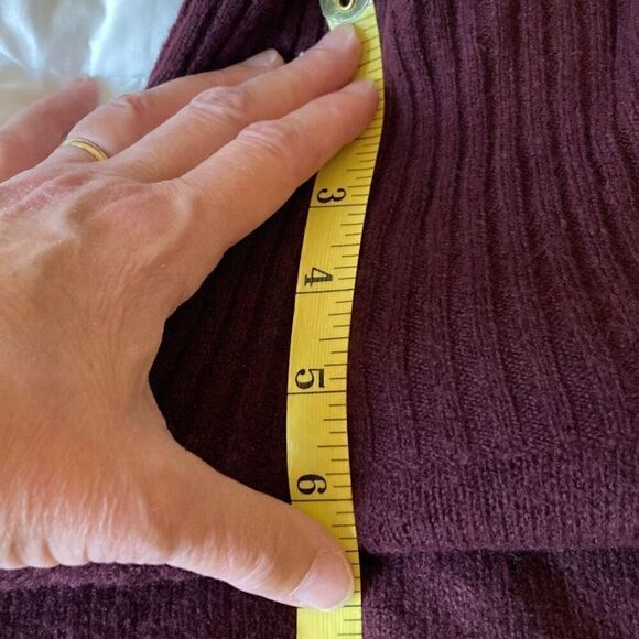 Halogen Burgundy Turtleneck Wool Blend Sweater Size Small (M1)‎ - Picture 8 of 10